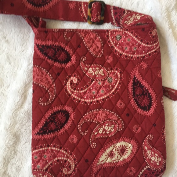 Vera Bradley Mesa Red hipster purse - Picture 3 of 6